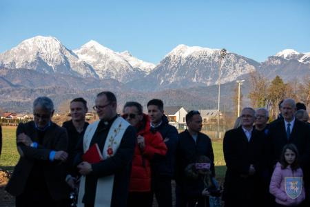 F_Brezar-Small-2024-02-16_16-26-07