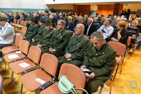 F_Brezar-Small-2024-04-19_18-08-12