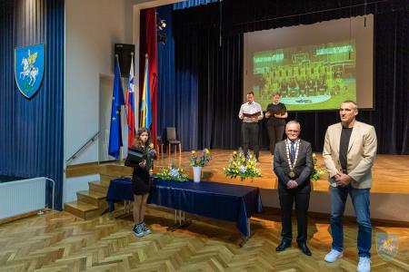 F_Brezar-Small-2024-04-19_18-38-11