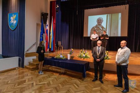 F_Brezar-Small-2024-04-19_18-45-54