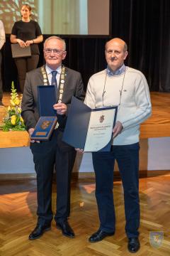 F_Brezar-Small-2024-04-19_18-47-09