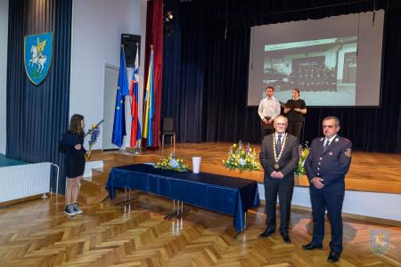 F_Brezar-Small-2024-04-19_19-11-46