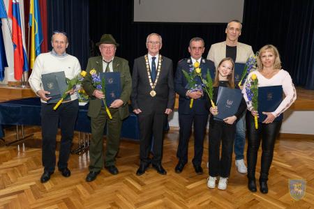 F_Brezar-Small-2024-04-19_19-19-29