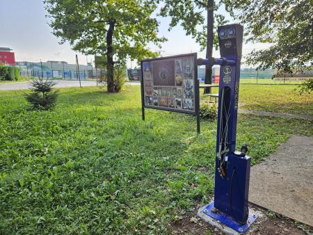 Stojalo za kolesa - Šenčur (Medeni vrt) - elektrika