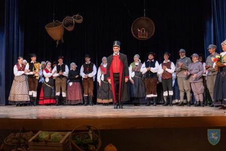 F_Brezar-Small-2024-11-29_20-18-36