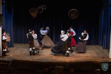 F_Brezar-Small-2024-11-29_20-03-18