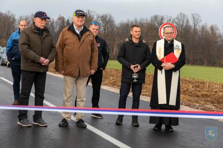 F_Brezar-Small-2024-12-06_15-04-36