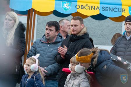 F_Brezar-Small-2024-12-06_16-11-57