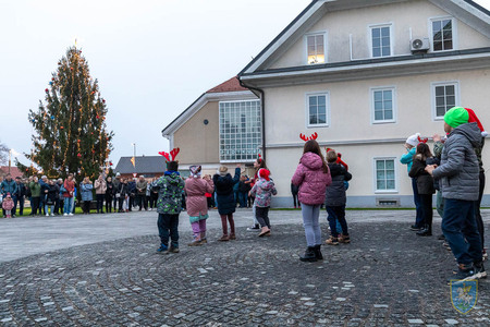 F_Brezar-Small-2025-12-05_16-19-12